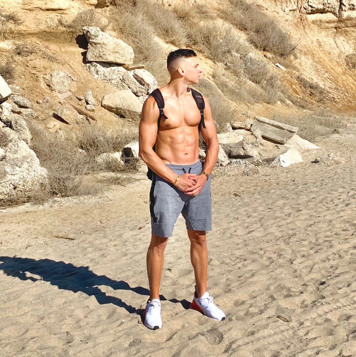 MarceloMagnific's tweet photo. I love beach workouts 🔥💪 https://t.co/KMM8vwgRmj