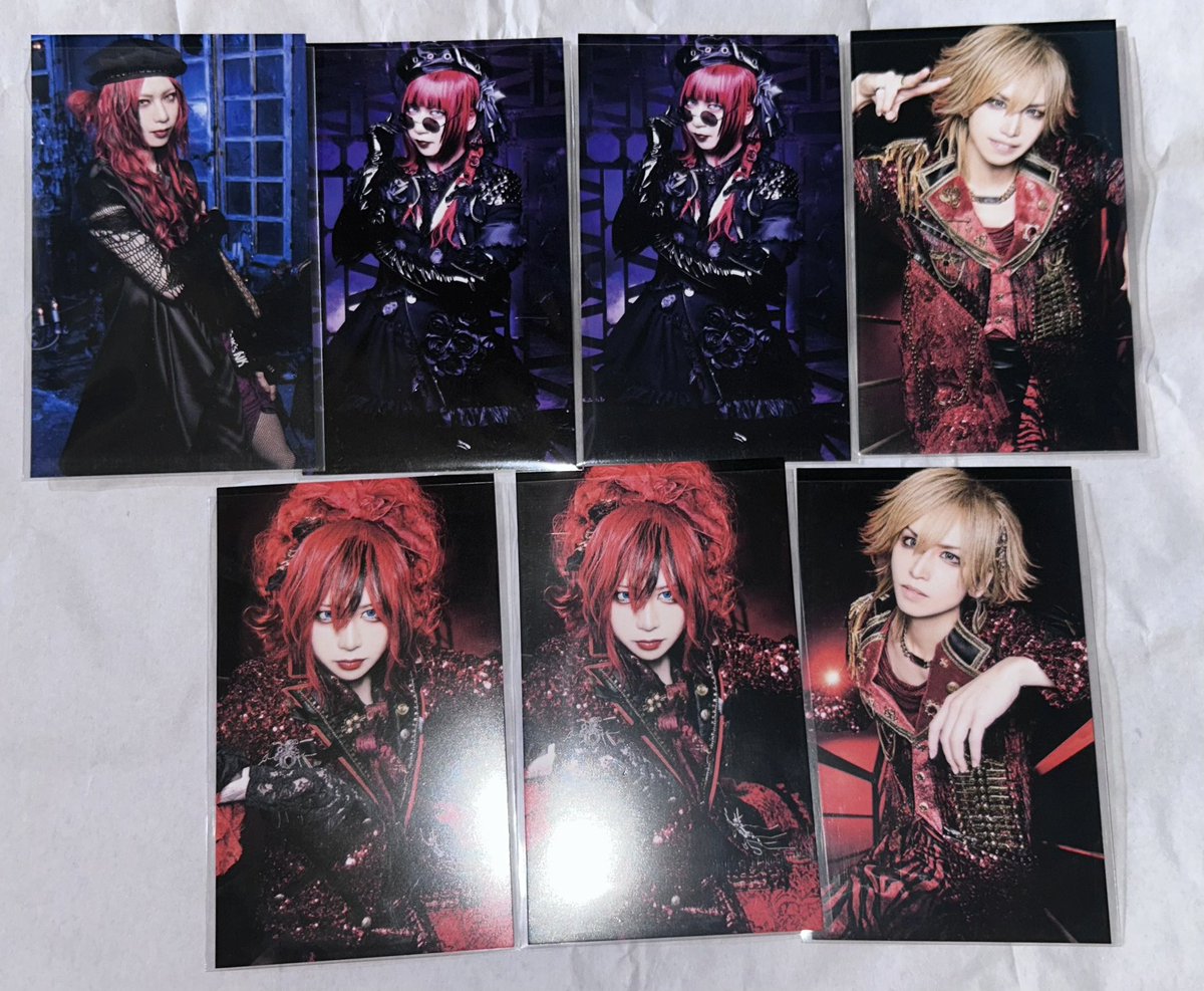 ncdmuj's tweet photo. Royz トレカ 交換 お譲り
譲フェニックス智也さん･公大さん
    花音VENOM公大さん

求杙凪さんor1枚100円
    同時期の物でなくても交換可能です。
    
    ハロウィン、Zepp、12/5インスト
    お手渡し可能です。郵送不可
お気軽にお声掛けください。 https://t.co/sUb3Eq6rJE