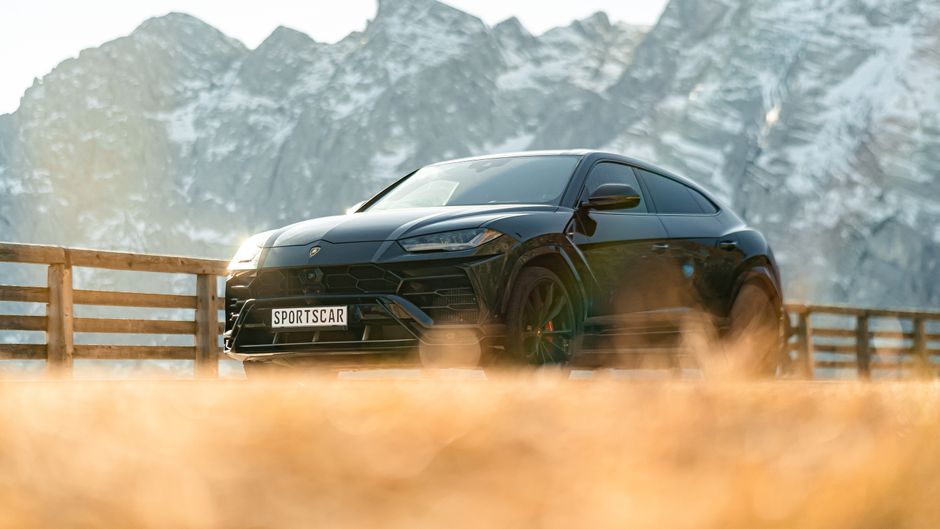 BarSport24's tweet photo. Il portiere dell'Everton e della nazionale inglese Jordan Pickford ha ammesso di aver violato il codice della strada a Knutsford, guidando una Lamborghini Urus e ignorando un segnale di precedenza. L'agente Cecil… dlvr.​it/TVqchw #Infortuni #PremierLeague #JordanPickford https://t.co/uhyHNpTf1m