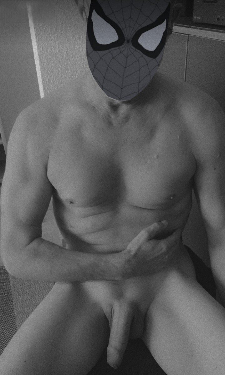 mcone50's tweet photo. Ich nackt 😋👀 https://t.co/nlONmOLzf8