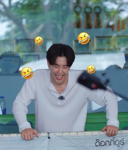 LattemimiLo's tweet photo. พี่มาร์คฮีขำเจ้าพุดเดิ้ล555555555555🤣😂
ที่มาของคำว่าขำจะขิต🤣🤣🤣🤣🤣🤣🤣🤣🤣🤣🤣🤣🤣🤣😂😂😂😂😂😂😂

#glutastoryxmarktuan 
#หมาเลี้ยงหน่อย
#MarkTuan https://t.co/cI39RjNipp