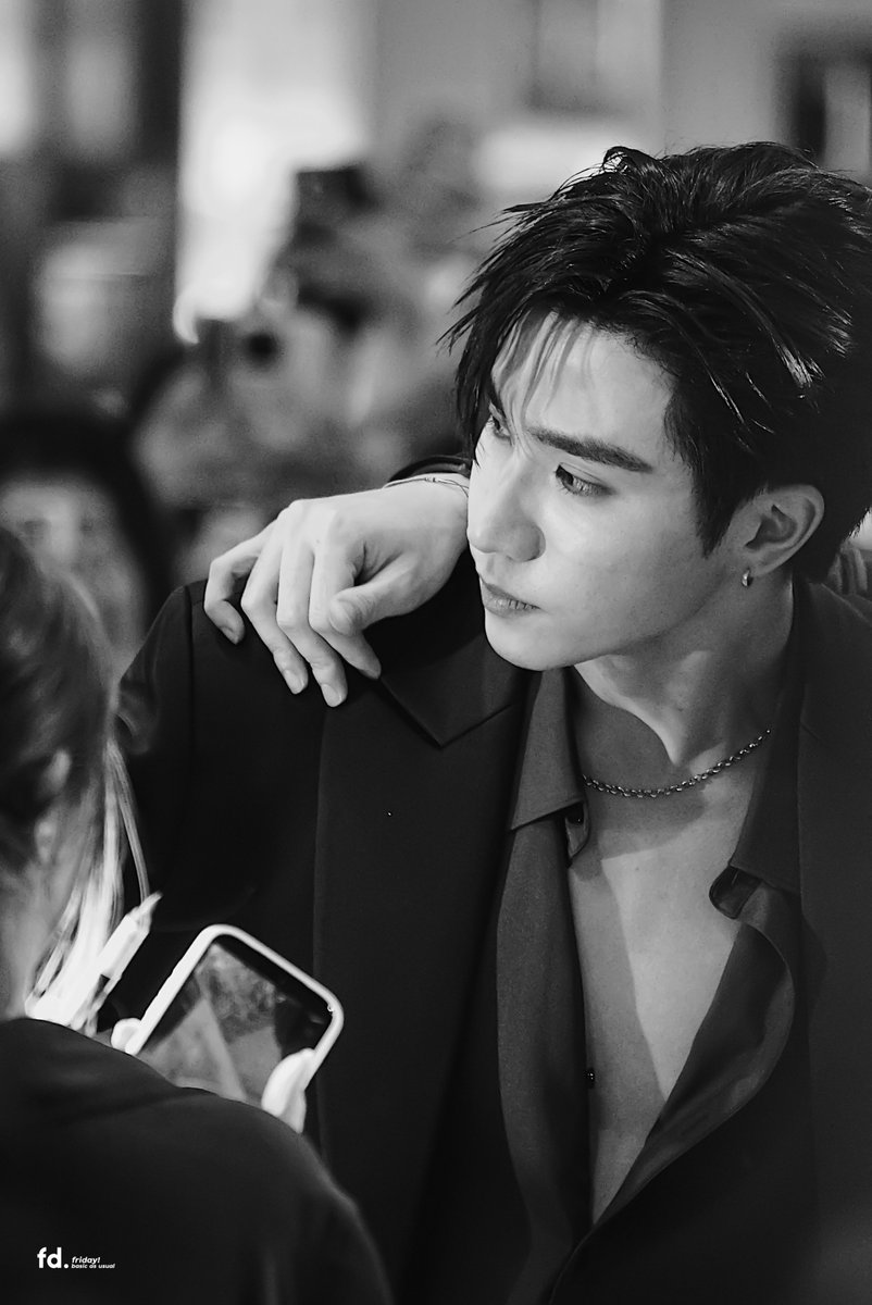 x_fridayy's tweet photo. 🖤 ㅡ #PerthTanapon https://t.co/uoUJbOQXtF