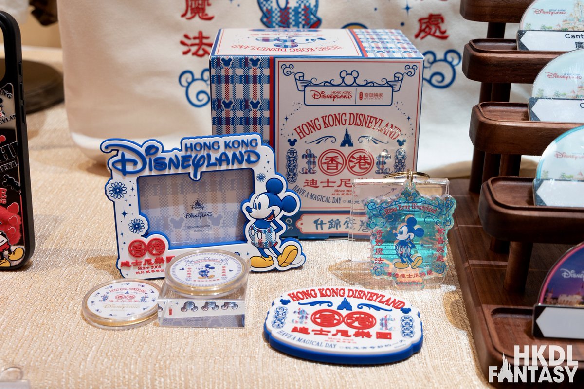 hkdlfantasy's tweet photo. FIRST LOOK: Retro Hong Kong Style Series coming soon to HKDL

#HKDL #HongKongDisneyland https://t.co/s26tAhkipA