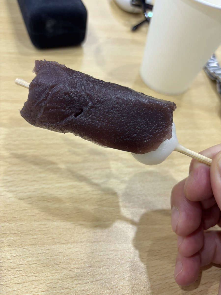 yskued0402's tweet photo. 稽古終了！
だんごが人気でよかった！

(ちゃんと消費期限内に無くなってます！)
#ヘタミュ https://t.co/GrB6IXY0N2