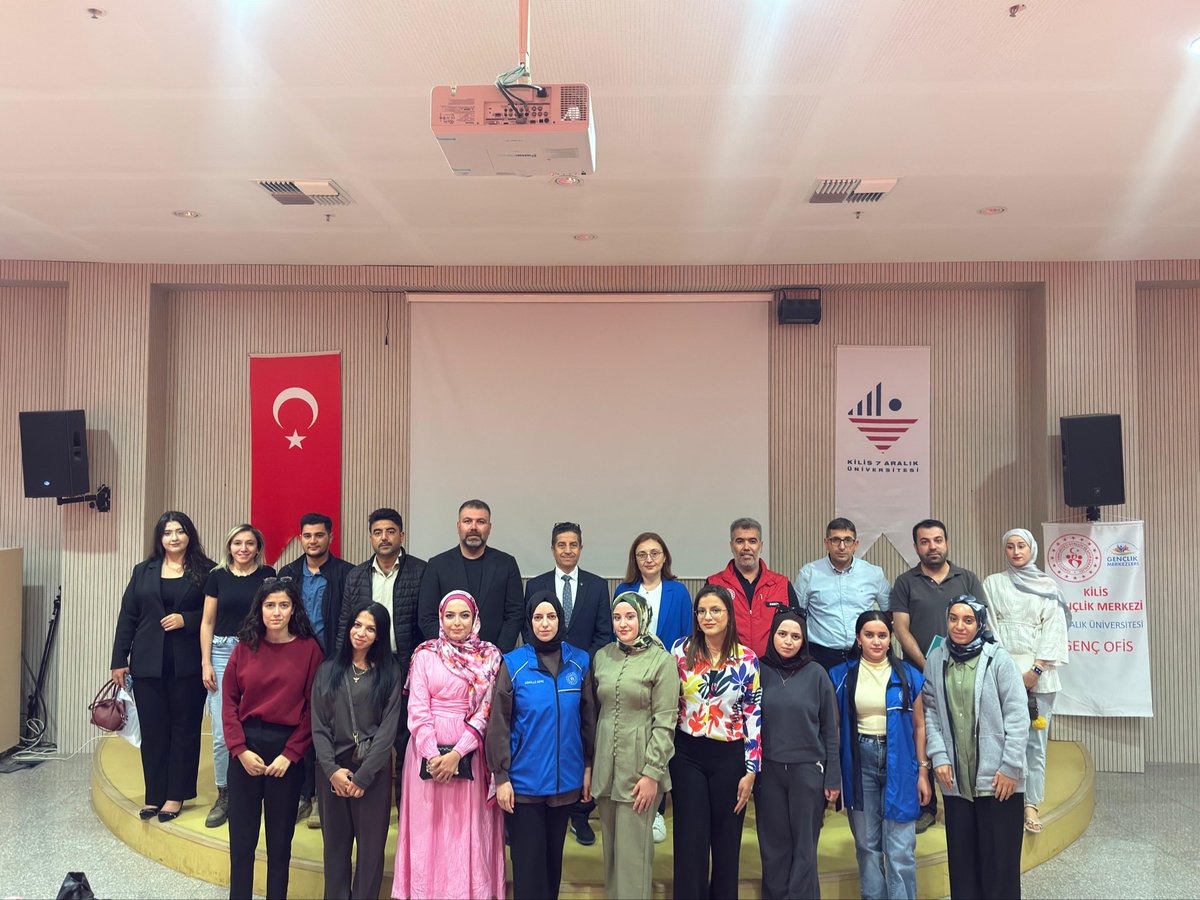 GSB_KilisGM's tweet photo. ÜNİDES Bilgilendirme ve Proje Yazım Teknikleri Eğitimi Kilis 7 Aralık Üniversitesi Proje Destek Ofisi ve GSB Kilis 7 Aralık Üniversitesi Genç Ofis iş birliğiyle Gerçekleştirildi.

 #GSBGM
@gencliksporbak @gsbgenclik @oa_bak https://t.co/NyIh9xpxIQ