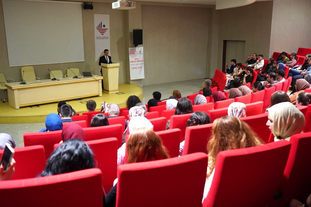 GSB_KilisGM's tweet photo. ÜNİDES Bilgilendirme ve Proje Yazım Teknikleri Eğitimi Kilis 7 Aralık Üniversitesi Proje Destek Ofisi ve GSB Kilis 7 Aralık Üniversitesi Genç Ofis iş birliğiyle Gerçekleştirildi.

 #GSBGM
@gencliksporbak @gsbgenclik @oa_bak https://t.co/NyIh9xpxIQ