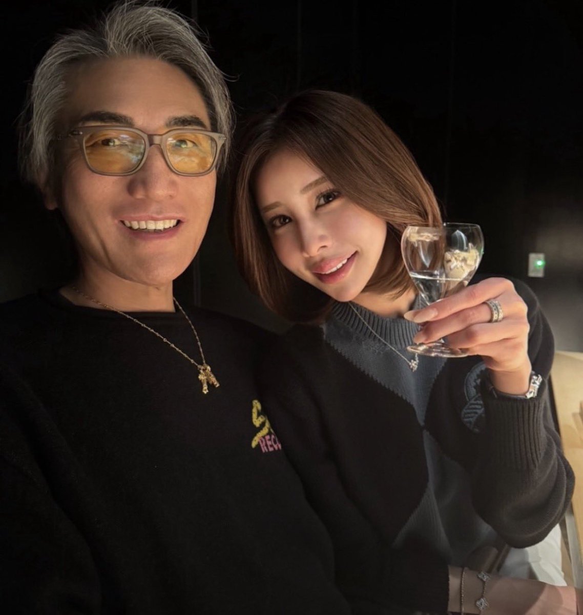 都内でこういう男女を見かけると、

夫婦なのか
カップルなのか
パパ活とか愛人なのか
キャバ嬢と客なのか
親子なのか

マジで判別つかなくて反応に困る https://t.co/KE264PGngA