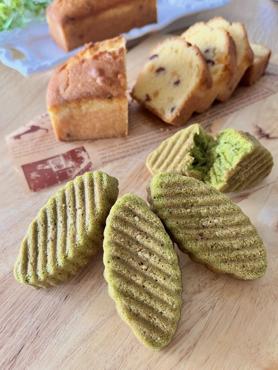 mai_fuwacafe's tweet photo. 𓊯米粉の焼き菓子

バター不使用、お砂糖控えめ
豆乳バターや米油、甘酒を使った
米粉のフルーツパウンドと
抹茶のリーフマドレーヌを作りましたꕤ

優しい甘さで身体に優しい
美腸を叶えるおやつです🍃 https://t.co/sj3X5dlMS5