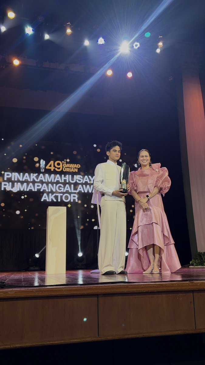 Sparkle_GMA's tweet photo. A proud moment for Will Ashley! 🏆✨

Here’s a look at Will’s winning moment at the 49th Gawad Urian Awards, where he took home the 'Pinakamahusay na Pumapangalawang Aktor' award for 'Bar Boys!'

Your Sparkle family is so proud of you! 💙

#WillAshley https://t.co/XOGZAb8uXb