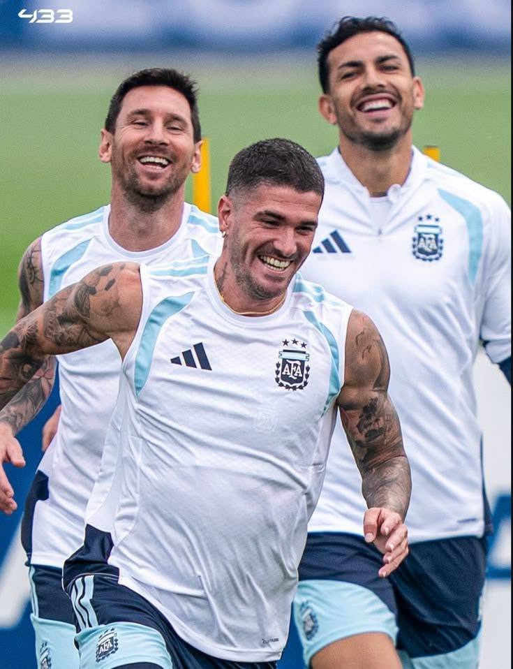 ESVAMOS2026's tweet photo. The last training…. &amp; last seen together on the pitch🥲 https://t.co/ncQkBoJOIk