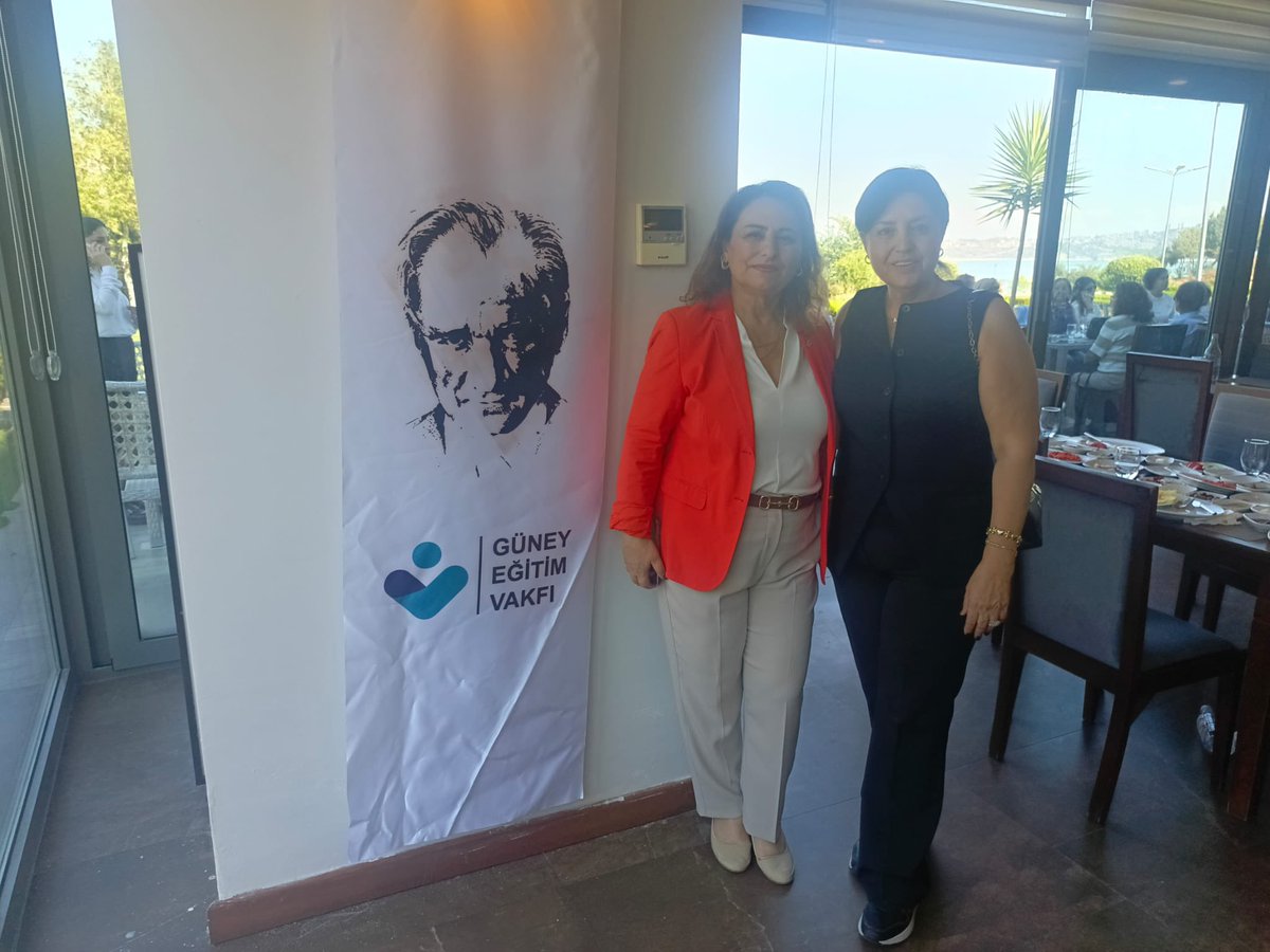 muzeyyensevkin's tweet photo. Yıllardır eğitime sağladığı katkılarla çok önemli bir toplumsal görevi yerine getiren Güney Eğitim Vakfı (GEV) Kadın Kolları'nın düzenlediği etkinliğe katıldık.

Nazik davetleri ve kıymetli emekleri için teşekkür ederim. https://t.co/O3NAjACh7Z
