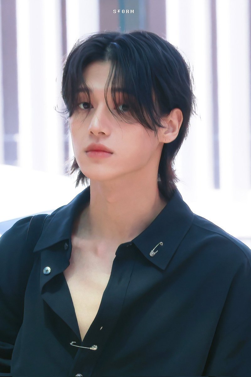 feel_the_storm's tweet photo. 260627 인천 출국 
#에이티즈 #우영
#ATEEZ #WOOYOUNG https://t.co/Z2SlIxeydg