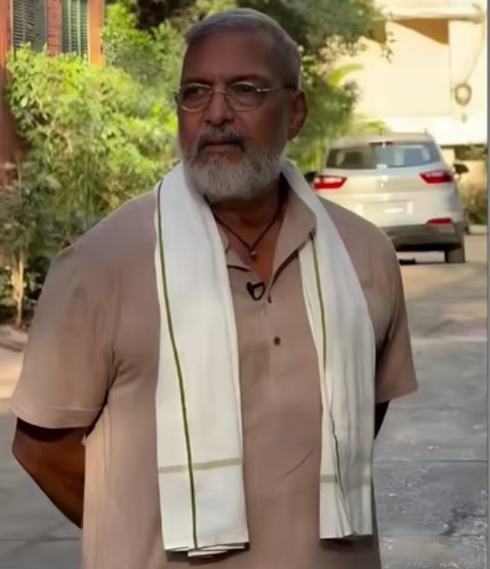 chairman_0hzm3_'s tweet photo. 80 करोड़ नेट वर्थ 27 एकड़ का फार्महाउस  फिर भी मुंबई में 1 BHK में रहते थे नाना पाटेकर।

शाहरुख-सलमान से बिल्कुल अलग निकले नाना पाटेकर! 80 करोड़ की संपत्ति लेकिन घर देखकर कहेंगे- इतना सादा

कुछ हीरो बहुत ही सादे होते है और सबके दिलों पर राज़ करते हैं https://t.co/58gPg3iqLd