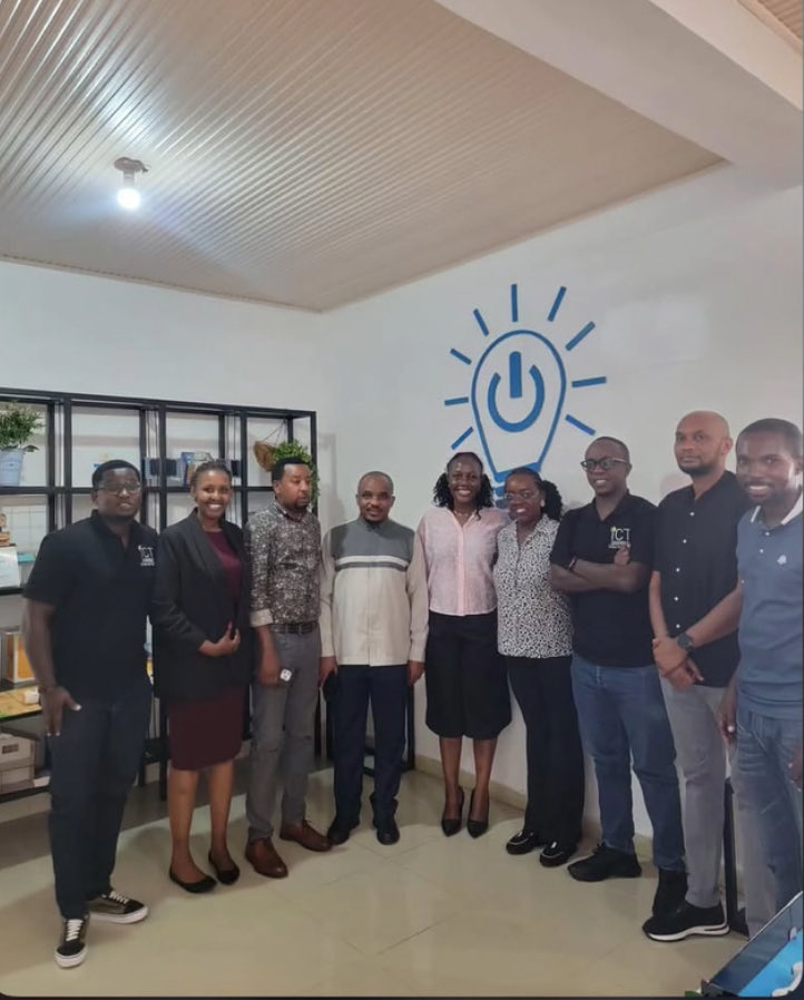 creativity_rw's tweet photo. Growth happens when we pause, reflect, and move forward together. 

We welcomed the ICT Chamber Mastercard EdTech Fellowship team for a meaningful reflection on what’s working, what needs improvement, and how we can keep growing together.

Grateful for the support and connection. https://t.co/DnpZEey6V9