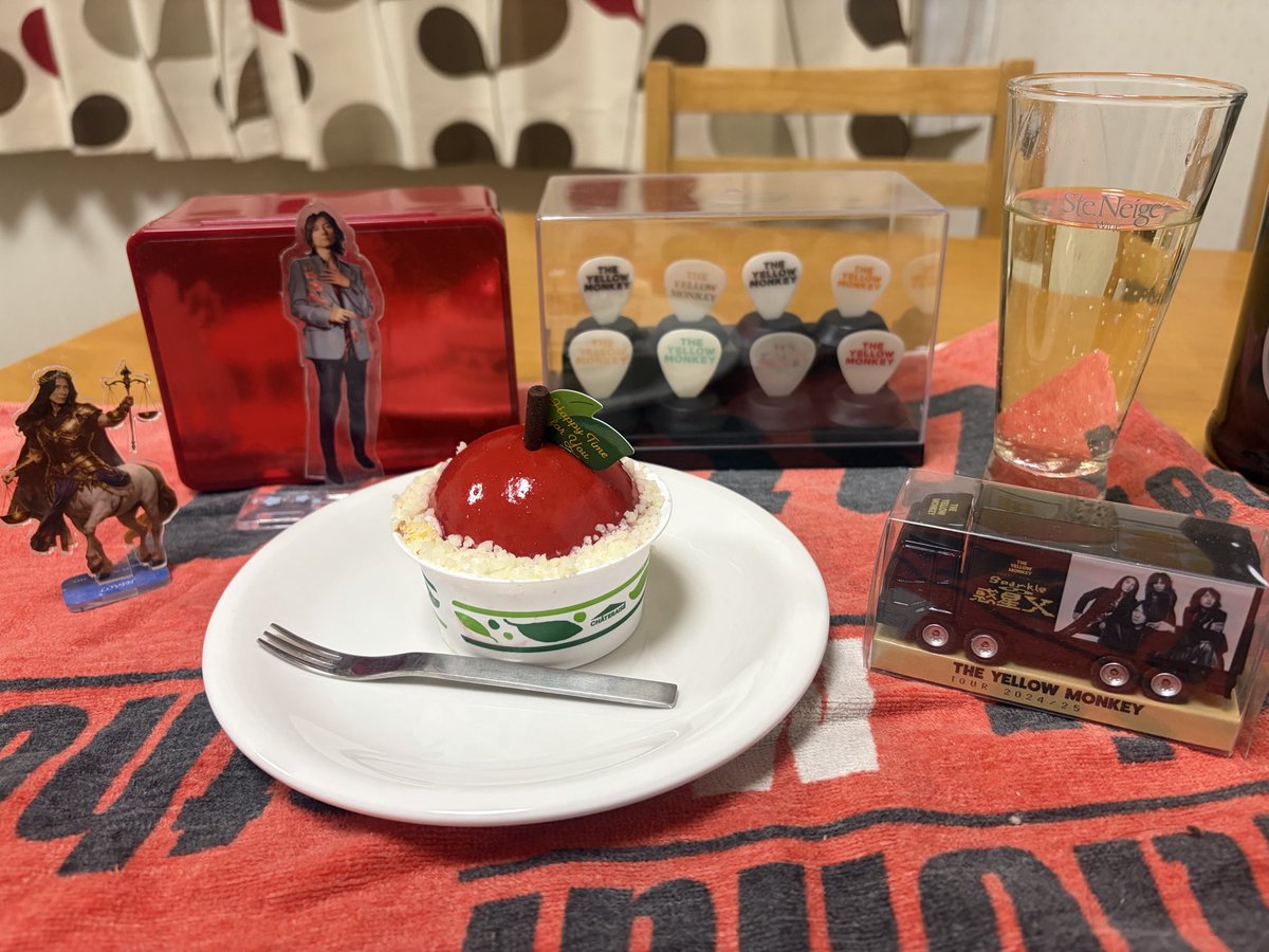 bCEuPztnYI5lDQe's tweet photo. 吉井和哉🩷ロビン🩷
本日還暦🟥お誕生日おめでとうございます🎊

これからも勝手にずっとファンで居続けるのでよろしくお願いします😆

赤の還暦Tシャツゲットするぞ😍

#吉井和哉
#LOVIN https://t.co/2HUKBqX1dP