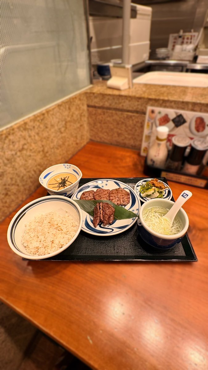 ryokan305's tweet photo. @H_KANNA_0203 かわいすぎる😭😭😭
飯テロします（なんで）美味しいご飯いっぱい食べて健康でいてね〜！！！！

#橋本純情内科 https://t.co/P9vFjKcdCV