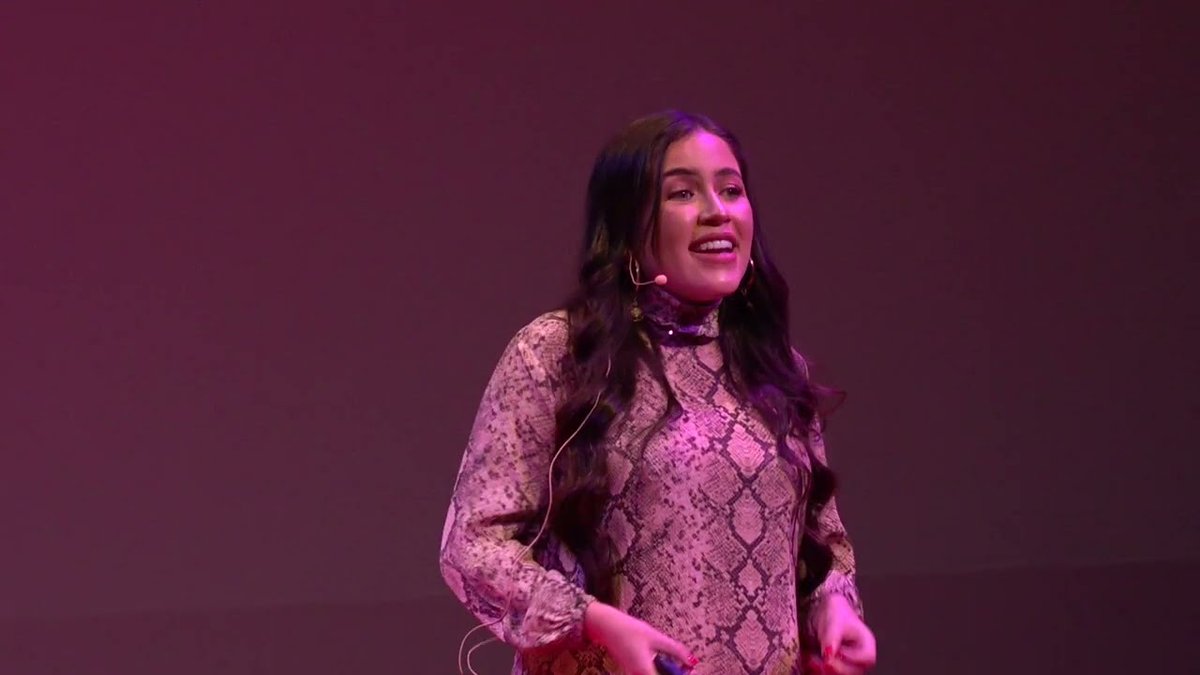 angelootaa's tweet photo. 🔴 EN DIRECTO | ¿Somos conscientes del poder de un simple clic? Camila Zuluaga nos invita a descubrir el lado más tóxico de las redes sociales.  

🎤 ¡No te lo pierdas!   

#TEDx #CamilaZuluaga #RedesTóxicasCEU https://t.co/F9mvrjHknW