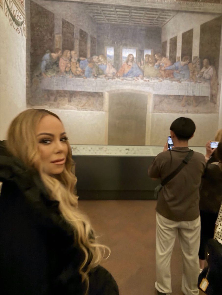 RedSherbet1's tweet photo. Mariah Carey having completed her masterpiece 'The Last Supper'
Circa 1498 https://t.co/ers89Id0Mz