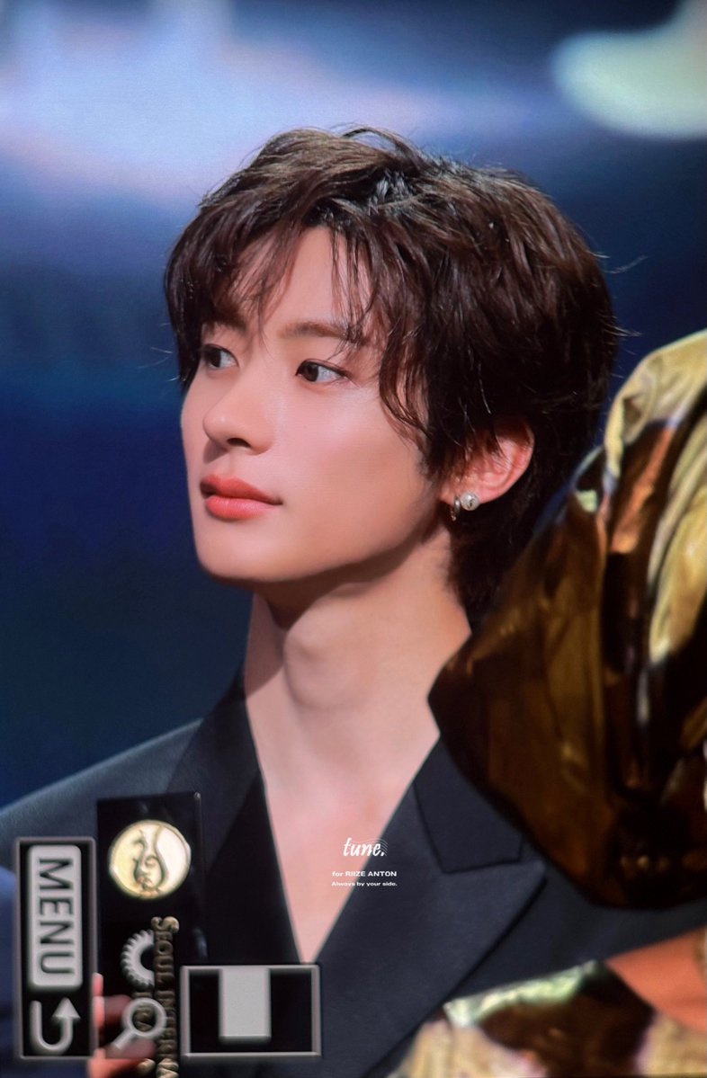 tune0321's tweet photo. 261008 SDA 얼굴야르
#앤톤_클투미_수상축하해
#CloseToMe_1stAward
#앤톤 #ANTON #라이즈 #RIIZE #アントン #찬영 https://t.co/XAuT1xktuL