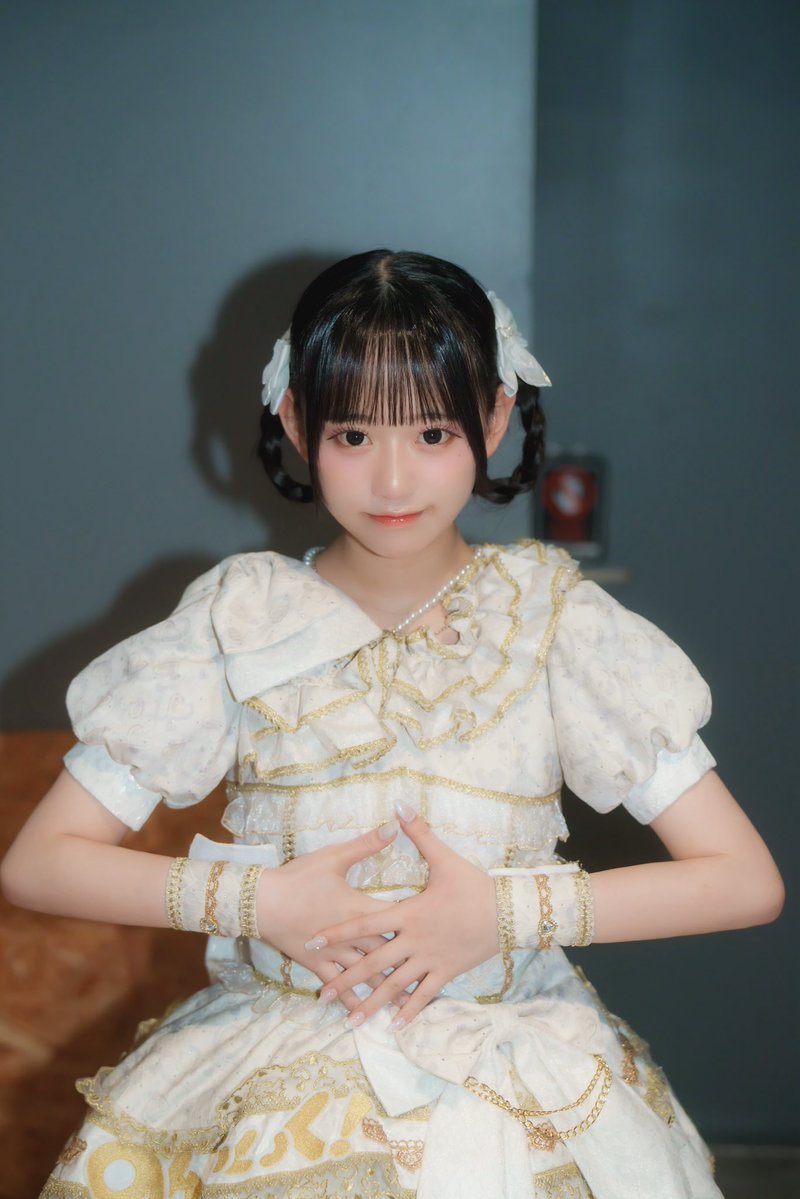 Milk_nonfic's tweet photo. お腹空いた…ドーナツちょーだい🍩♡ https://t.co/HUYoaUaIEk