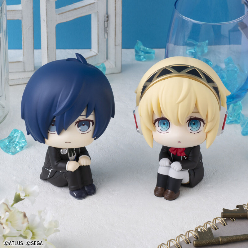 PersonaSpain's tweet photo. La figuras Look Up de Persona 5 Royal y Persona 3 Reload saldrán a la venta en 2027. ¿Cuál os gusta más? 😍 #P5R #P3R