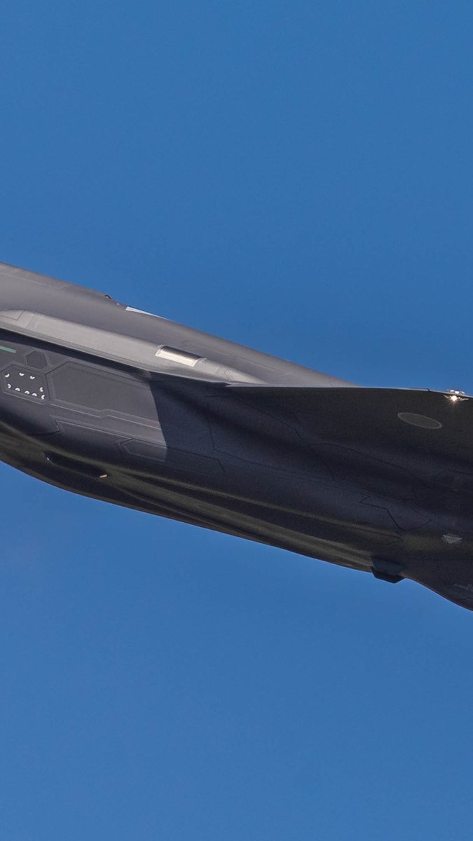 biad57's tweet photo. Oct.8 2026 小牧基地/三菱重工小牧

Lockheed Martin F-35A LightningⅡ

69-8754 初飛行 ㊗️ https://t.co/4qvLnvFGzi