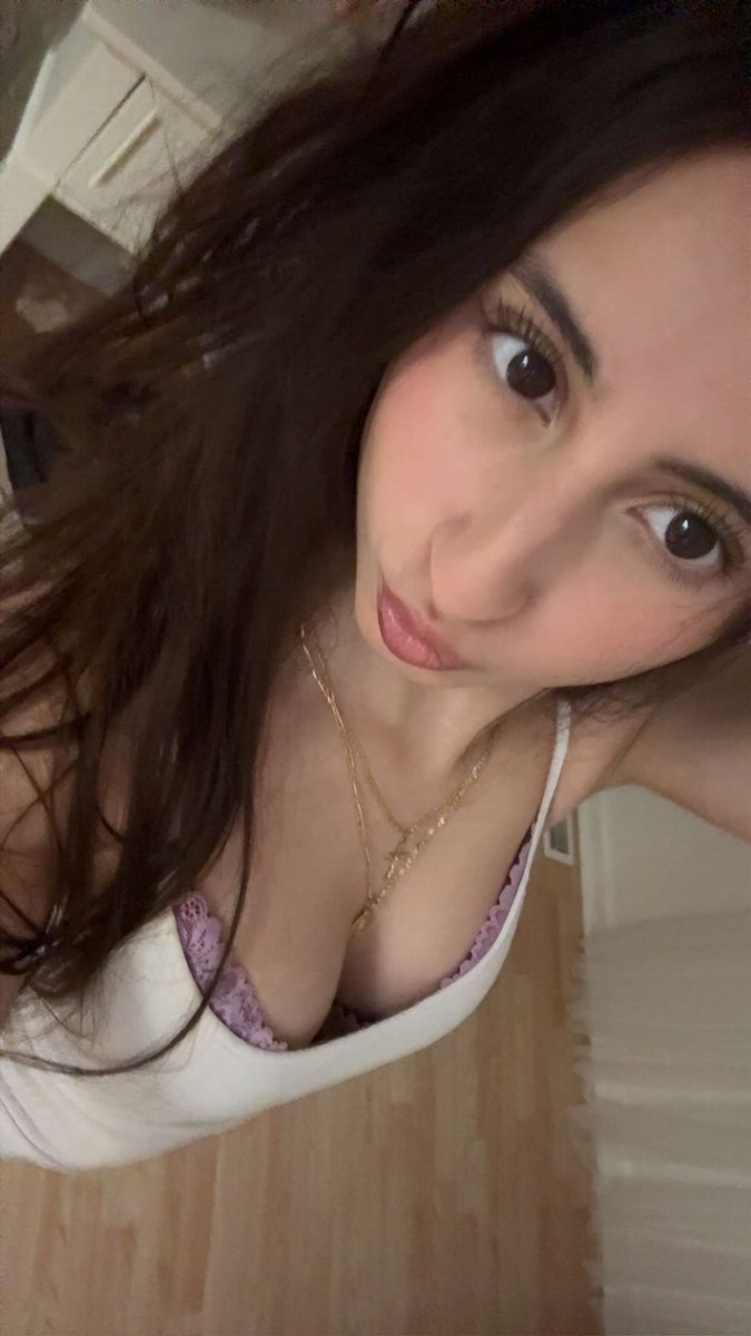 MasterOfTribs69's tweet photo. Gf submission like n dm yur slut 2 b #exposed https://t.co/d9NGF4k6dy