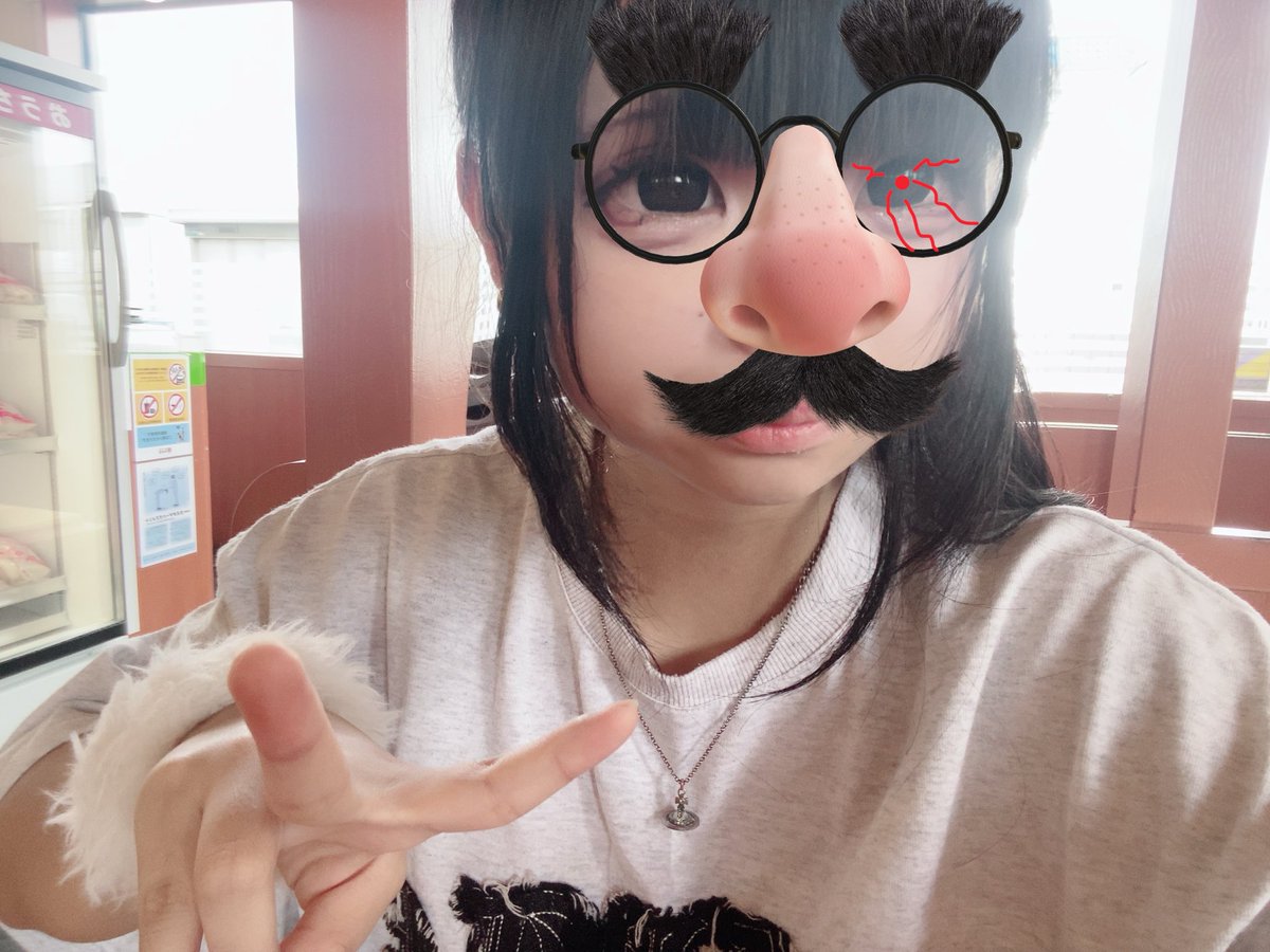 axwz51's tweet photo. 東京喰種にハマってる最近♩ https://t.co/bZ2kIlqbZI