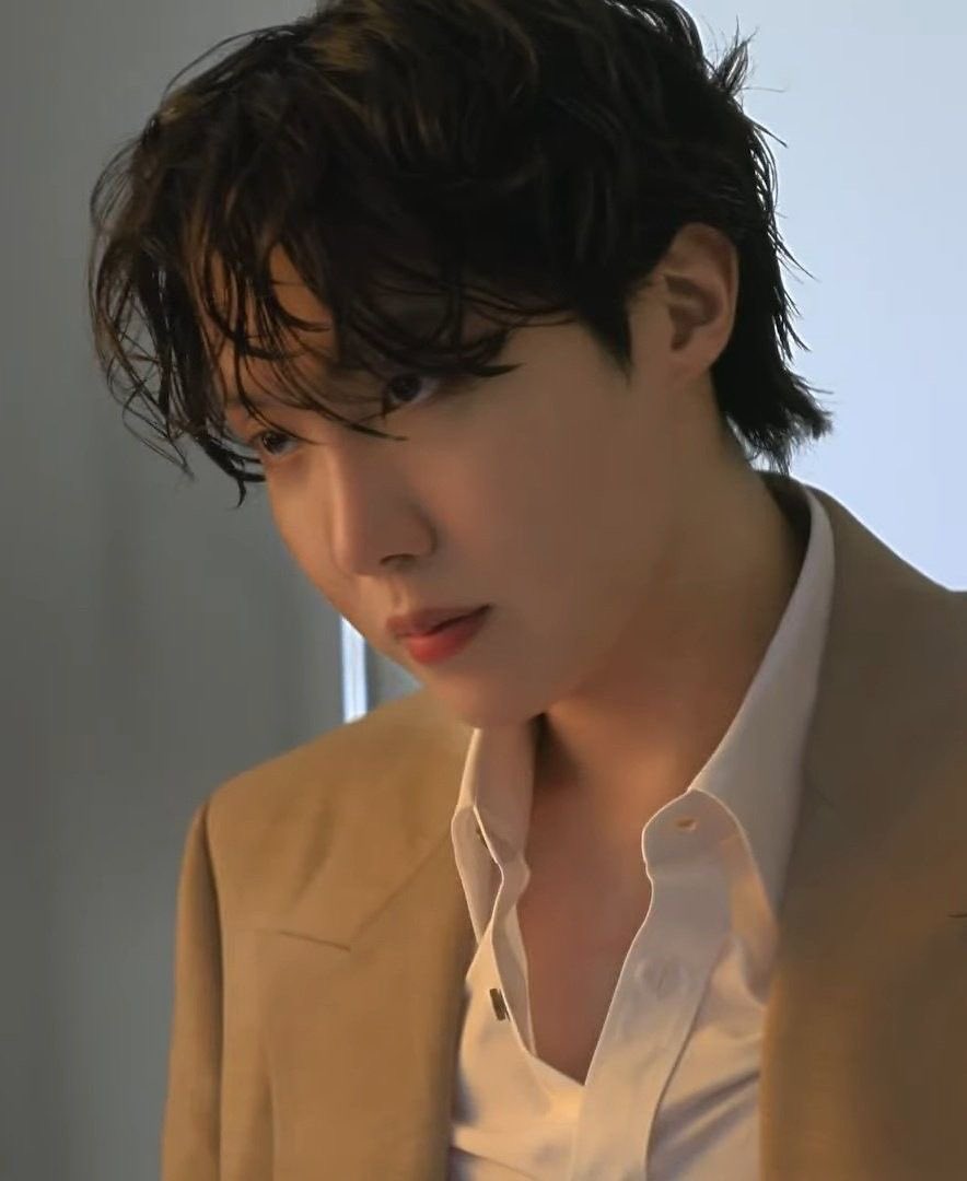 anryuio's tweet photo. 연애하다가
저표정마주햇다?

ㅈ댄거임
이제돌이킬수없고
무조건내잘못이고 싹싹빌어야됨……..

장화신은고양이눈빛해도
넘어가줄생각x

….아아아~~
미안해…
과실 일대빵!!

애교에도 끄떡않고 일어서서 넥타이매는남자..

그치만

스킨십에 좀 약한바람에

,,,,안풀어?
진짜출근??

…..너허ㅎ
..진짜
사람막전기고문할래

….,..늦었어
이따해

냅다 등짝끌어안고
복근문질문질…해대는 여친한테 백중백발져요

🔒
뭘이따합니까?