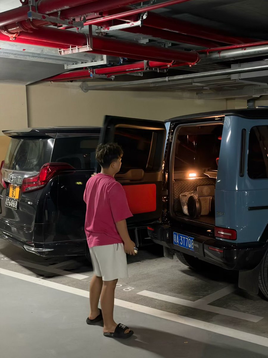 P1Ecom's tweet photo. Owner of SHIJIA Group.

Any luxury car talk in Guangzhou I’m probably involved.

Enquiries in DM. https://t.co/r8FRl69EFr