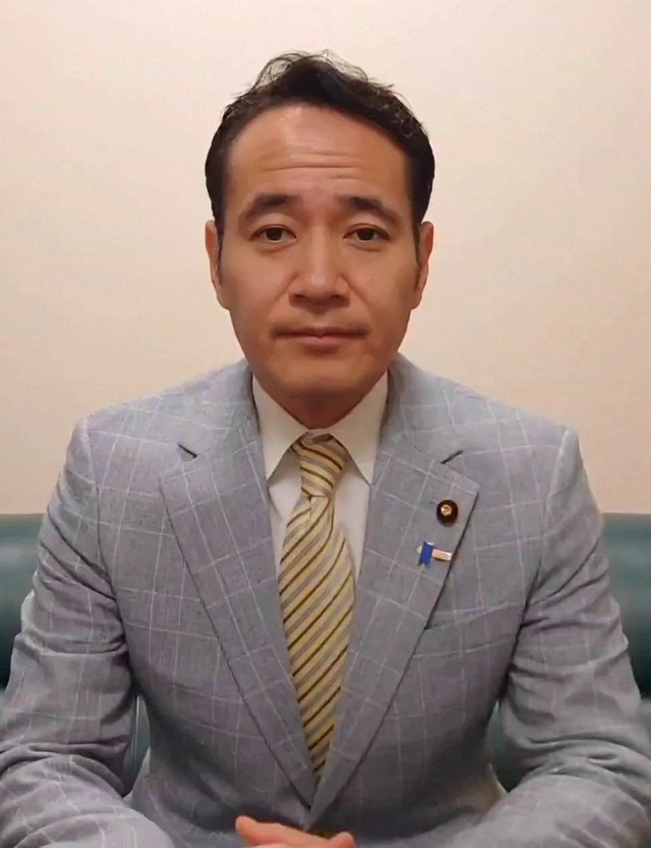 Yasuhideto83's tweet photo. ←田澤孝介(日本表現担当大臣 47歳) 

→簗和生(日本農林水産大臣 47歳)

田澤���臣が１学年上である😳 https://t.co/tKh45wry9a