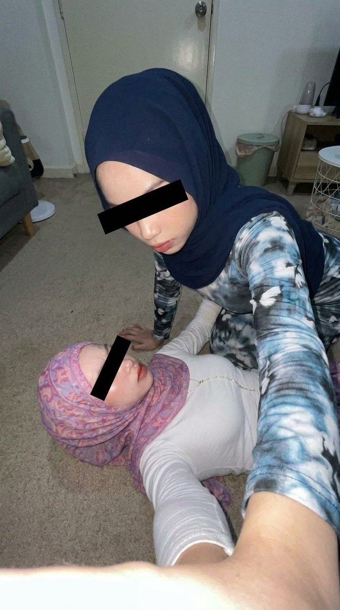 Anggis_Ver's tweet photo. Gambar sebelum kejadian 😭😭
Sebelum dia tunjuk belang dia, korang tunggu jela dia buat apa lepasni. 😭 https://t.co/jRoH0jLDsX