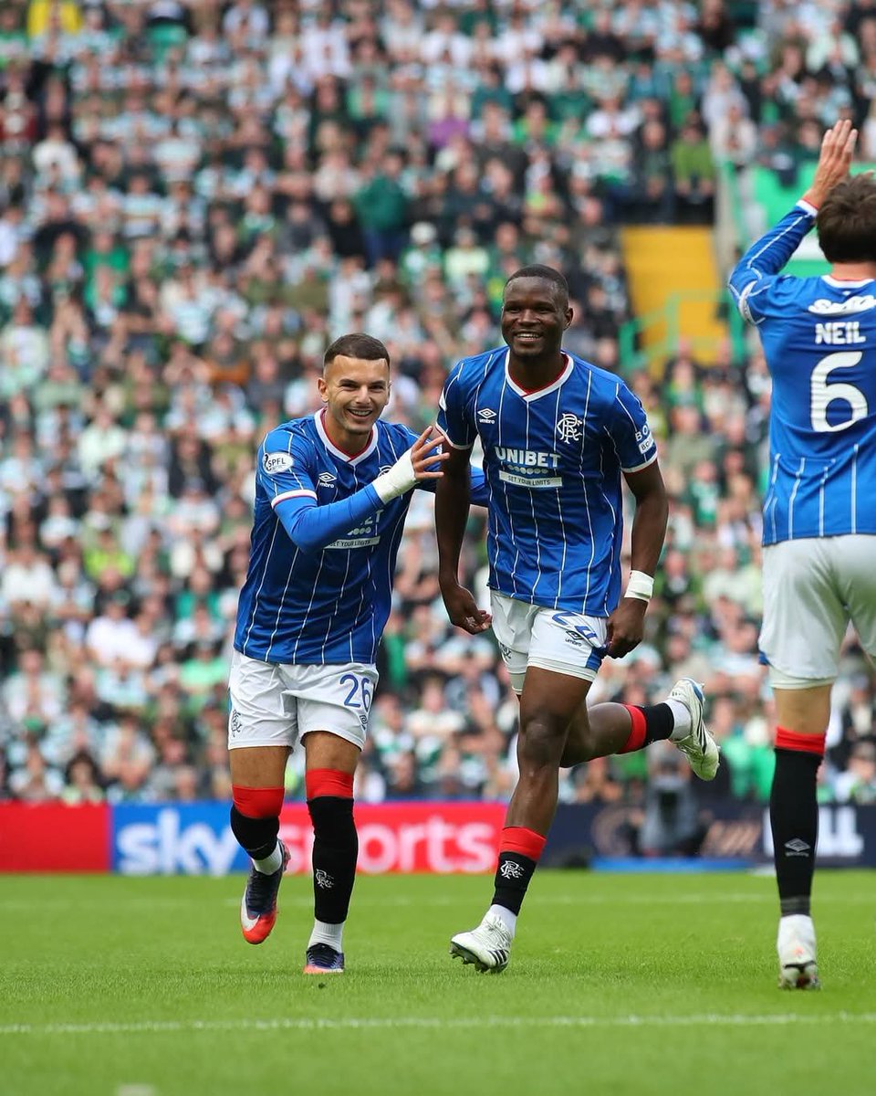 UnplayableZA's tweet photo. 𝗧𝗛𝗘 𝗕𝗘𝗦𝗧 𝗜𝗡 𝗦𝗖𝗢𝗧𝗟𝗔𝗡𝗗!

@BafanaBafana and Glasgow Rangers defender Olwethu Makhanya has been named the Scottish Premier League Player of the Month for September👏🇿🇦.

#UNPLAYABLE https://t.co/1SmQ1pryOB