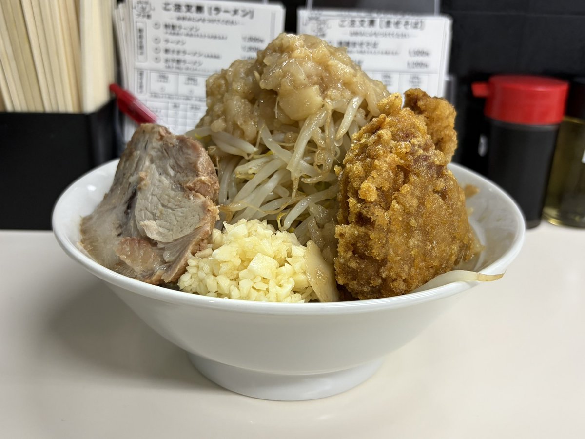 creampuff_yu's tweet photo. 家の近くに最近開店して気になってた二郎系ラーメンを食べてきました～！
いやぁ美味しかった、ごちそうさまでした🙏 https://t.co/PrUbVR8syo