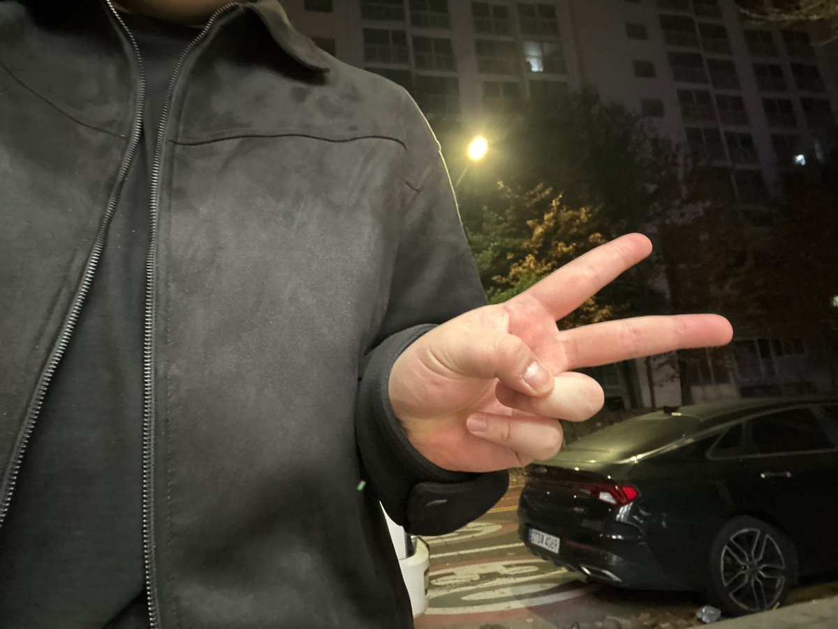 MinSsam2's tweet photo. 황홀한 부엉이님을 위한 # 에세머트친소 겹친소
맘눌은 무멘팔로 찾아가요🤗
남들 거르는거 다 거르겠습니다. 
(기존 트친분들 인알 부탁드리고 200팔 잡아줘요!) https://t.co/H54U4kJFFZ
