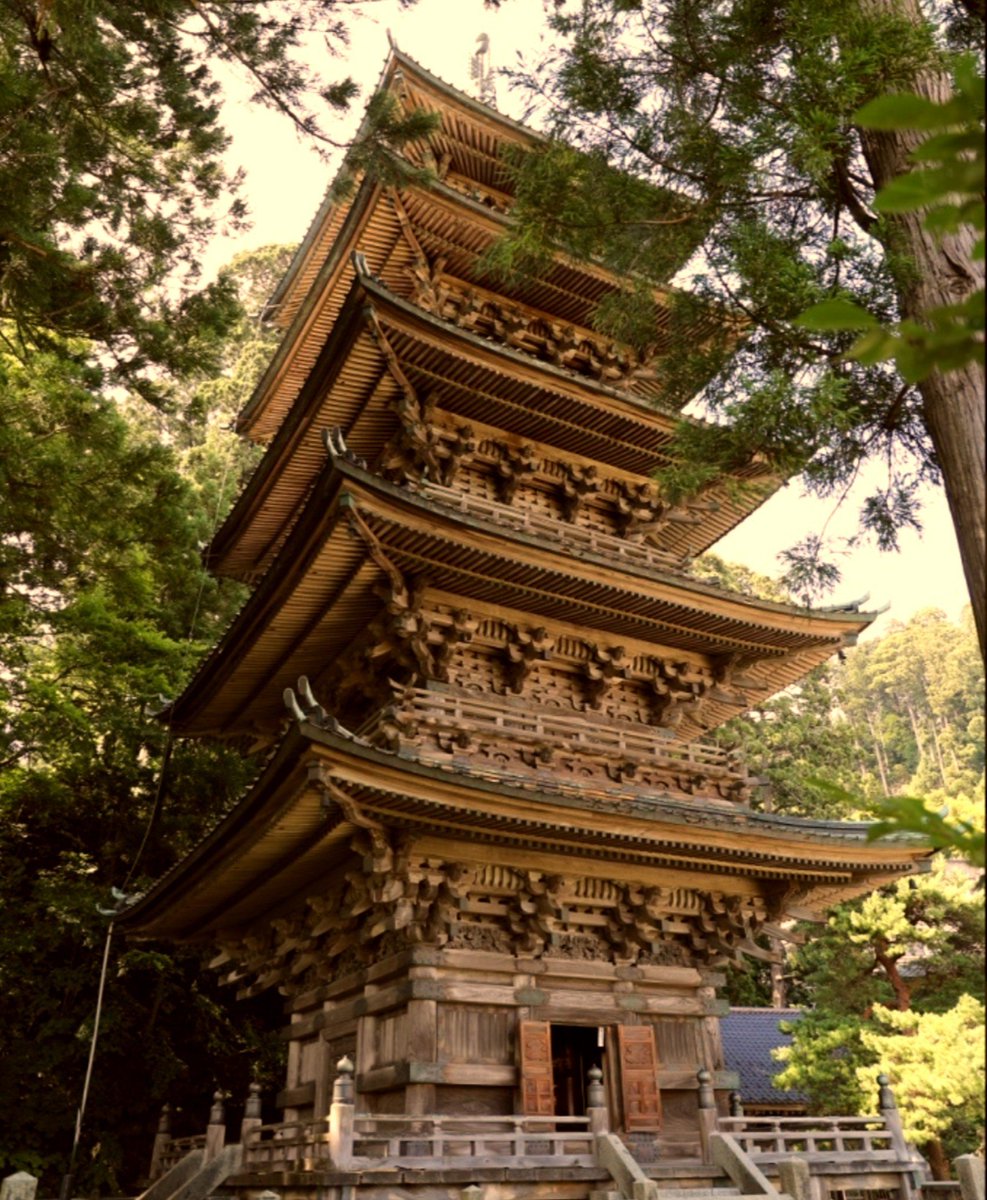 BTRliTAimy2F6rZ's tweet photo. 山形県には、羽黒山と違う強力なスポットが有る、龍神2体が降臨しているとされる、善宝寺　海の守り神として秋田県　新潟県から沢山のひとが訪れます😁 https://t.co/oAKeKYSU71