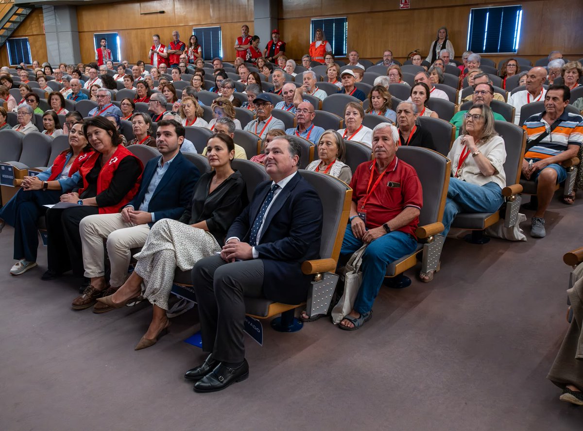 DipuHU's tweet photo. 🏛️🫶🏛️@DipuHU y @CruzRojaHuelva celebran el mes de las personas mayores con el encuentro “Bienestar y salud: sumando vida a los años”
➕ℹ️ https://t.co/06BNJiK6Fj https://t.co/0U7Rc3ifNp