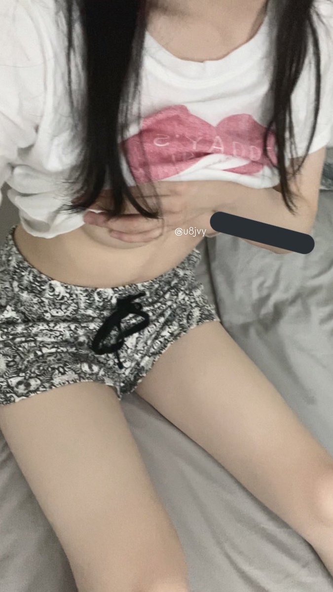 u8jvy's tweet photo. 幼児体型^ᴗ ̫ ᴗ^ https://t.co/NwRHMZ5JQB