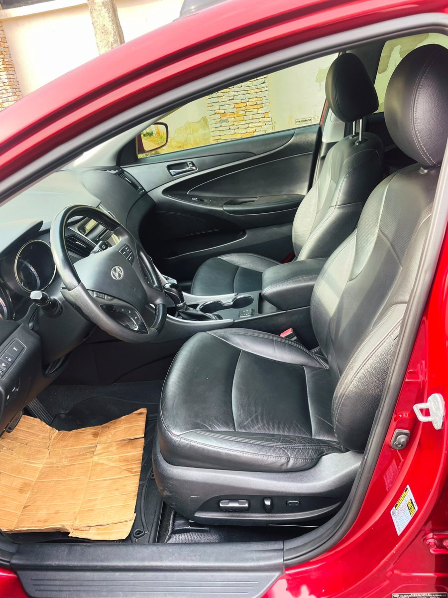 i_neyo_system's tweet photo. New Entry Direct Toks 
‼️Hyundai Sonata 2013 SE Limited
Sunroof
No single accident history

9,500,000

Call/whatsapp 08033720223

#CarTok #fyp #CarDealers #hyundai #iNeyosBrand https://t.co/daAV3te9wz