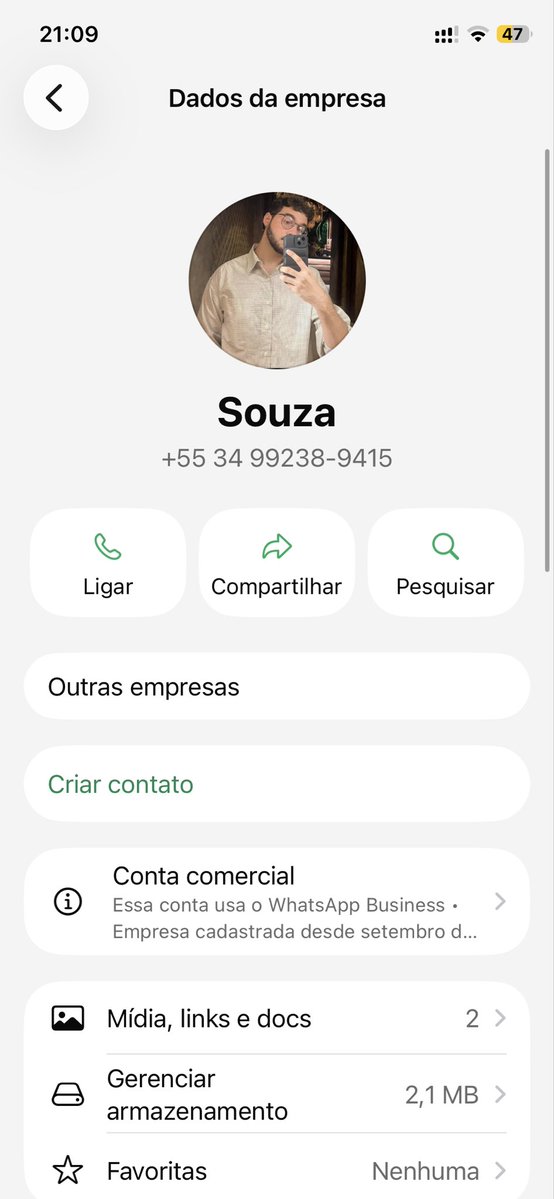 britodescatto's tweet photo. @JM_OPIA Esse aqui é outro golpista, gente🤡 https://t.co/CpOdxUJysL