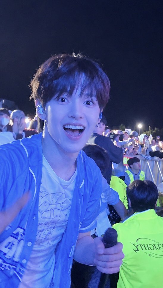 haneulznoona's tweet photo. my litol happy virus 🥹

©️ @Lawrence_421 https://t.co/XOcILDS4de