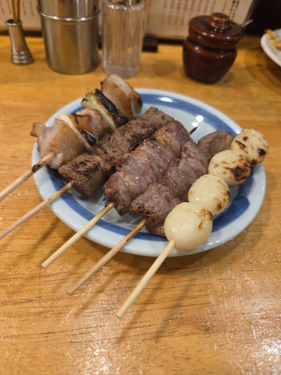 chi_iii_kun's tweet photo. 嫁が実家帰ってるから1人飲み〜！🍻

2回目のニンニク、致死量の塩がかかってた…うまかった…酒が進んだ（ https://t.co/cvUiN0KkrB