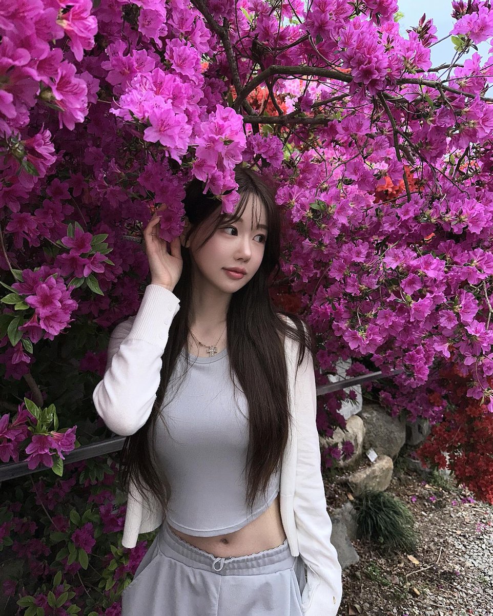 angie2co's tweet photo. 내가 꼬시면 넘어올사람? https://t.co/nrBaQ4Su6L