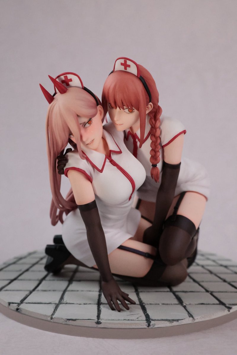 zishongi's tweet photo. FURYU F:NEX チェンソーマン パワー&amp;マキマ ナースVer.
リペイントしました https://t.co/4FSF6TsB3x