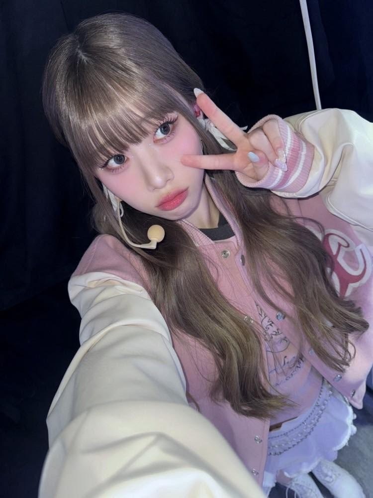 west_07010205's tweet photo. よかったら私の推しも見てください‼️
神山智洋くんhttps://t.co/GsX2pRjSAE
22/7(ナナブンノニジュウニ)の月城咲舞(つきしろえま)ちゃん
https://t.co/b2TRMjUk0o
ME:I(ミーアイ)の高見文寧(たかみあやね、AYANE)ちゃん
https://t.co/nSq1tNWKSd https://t.co/0Scq2P2jUs
