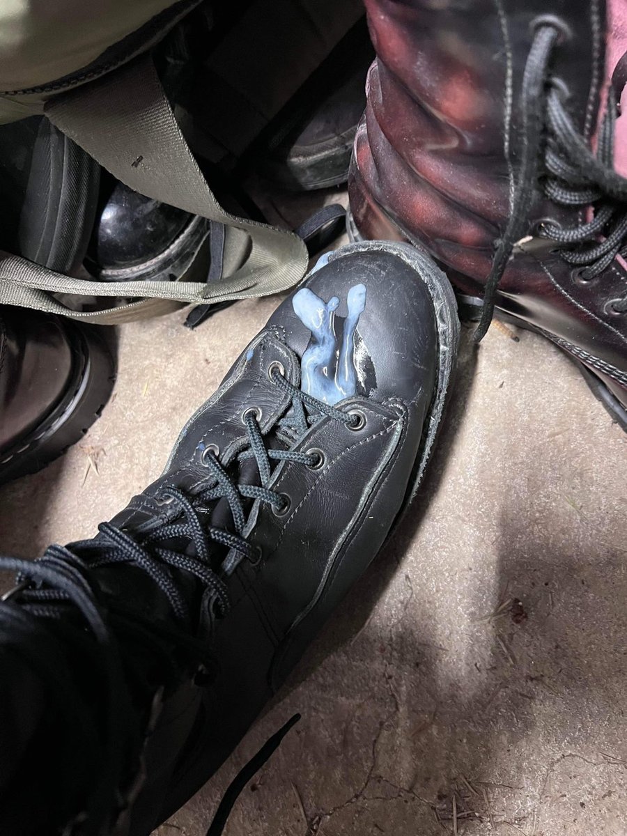 cumonmyboots's tweet photo. That one time I sucked off a certain boot bear and he blasted a fat nut on my boots. Folks shouldn’t doubt my oral skills. https://t.co/O2uGvLXFQS