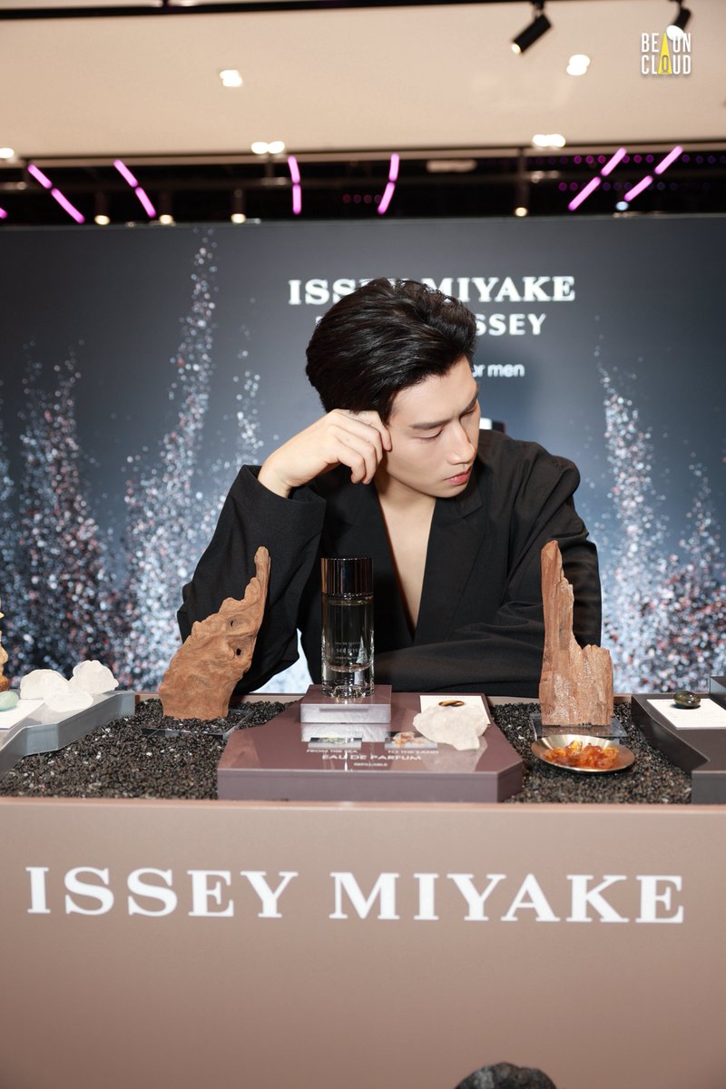 beoncloud_th's tweet photo. ภาพบรรยากาศไบเบิ้ล ร่วมงาน Issey Miyake Le Sel d'Issey Parfum ✨

#IsseyMiyakeParfumsxBible
#IsseyMiyakeParfumsTH #leseldisseyparfum https://t.co/fC6RBIx8SD