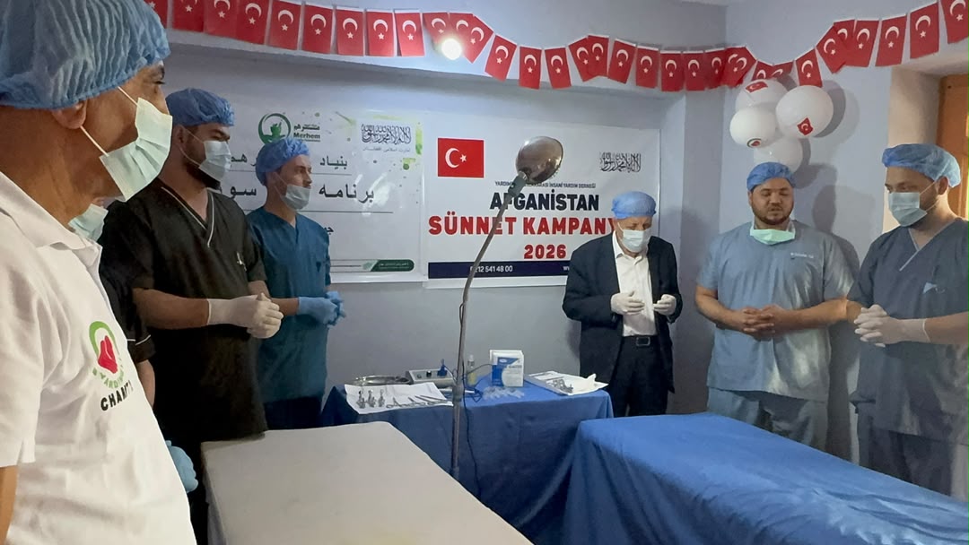 yardimeli's tweet photo. 📍Afganistan
▪️ Yardımeli Derneği Başkanı Dr. Sadık Danışman ve Yardımeli Derneği koordinatörü Halil Aykut'un katılımıyla Afganistan'da sünnet şöleni devam ediyor.
📞 0212 541 48 00
 🖱️  https://t.co/B1a2QiOAQc https://t.co/UFwrPE8Wj7