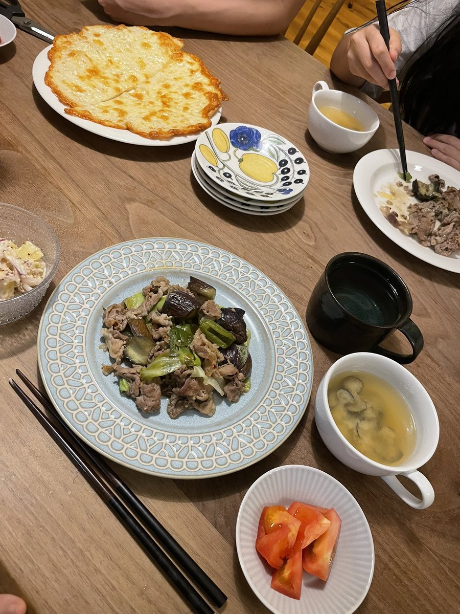 tcmqkp's tweet photo. 明日のパン焼けたし、今日の晩ご飯も美味しかった😋 https://t.co/FCjuvERKnC