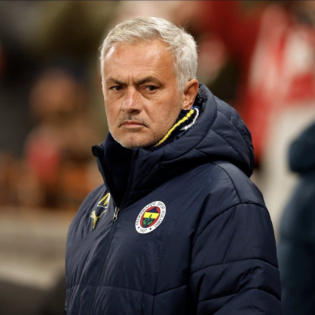 TekYolFener's tweet photo. Jose Mourinho: "Fenerbahçe'nin bendeki yeri bambaşka, çok özel.." https://t.co/wFPucJBZO1